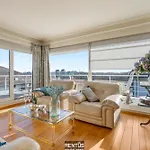 Sandsedge - With Amazing Rooftop Terrace Apartment